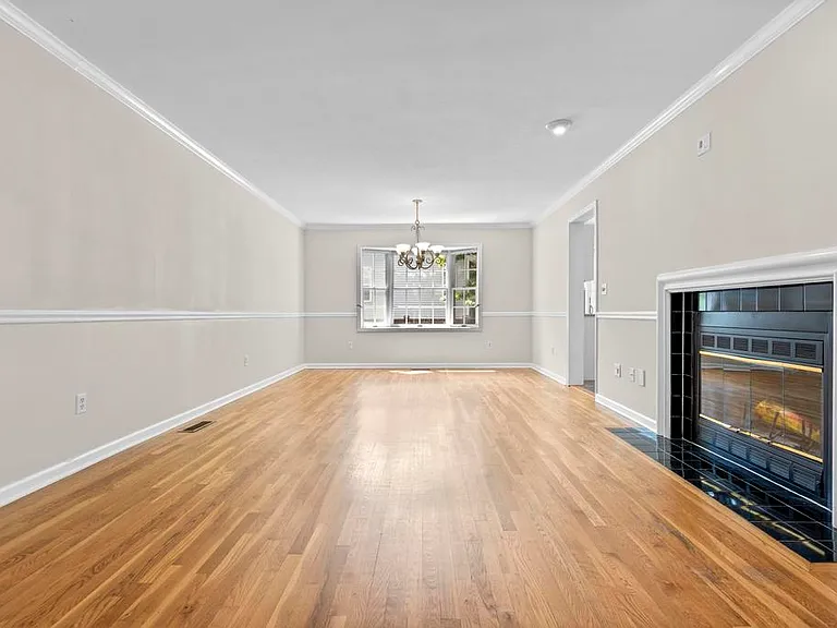 584 Hope St #7 — Photo 7