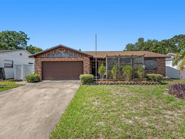 105 Melrose Dr, Safety Harbor, FL 34695