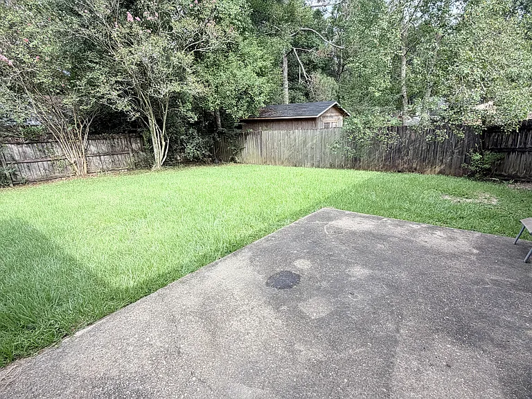 2251 Woodlea Ct S — Photo 15