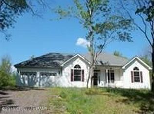 146 Embill Dr, Blakeslee, PA 18610