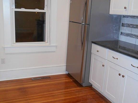 2nd image of 49 Davis Ave #49