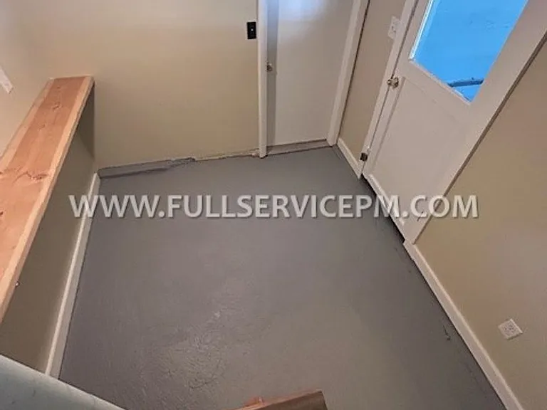 7412 Military Rd S — Photo 28