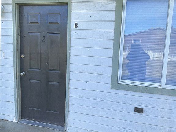 2nd image of 2803 College Ave APT B