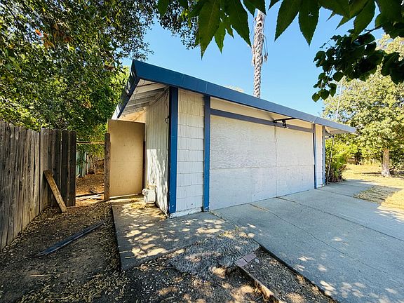 2nd image of 4409 Galbrath Dr