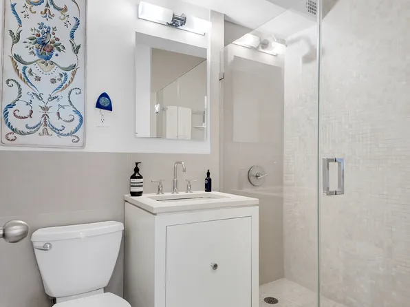 69 5th Avenue image 8 of 9