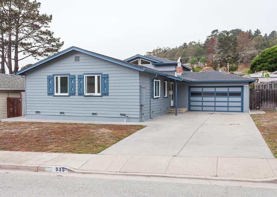1st image of 935 Crespi Dr