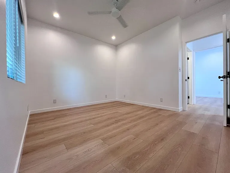 Hatteras St — Photo 17
