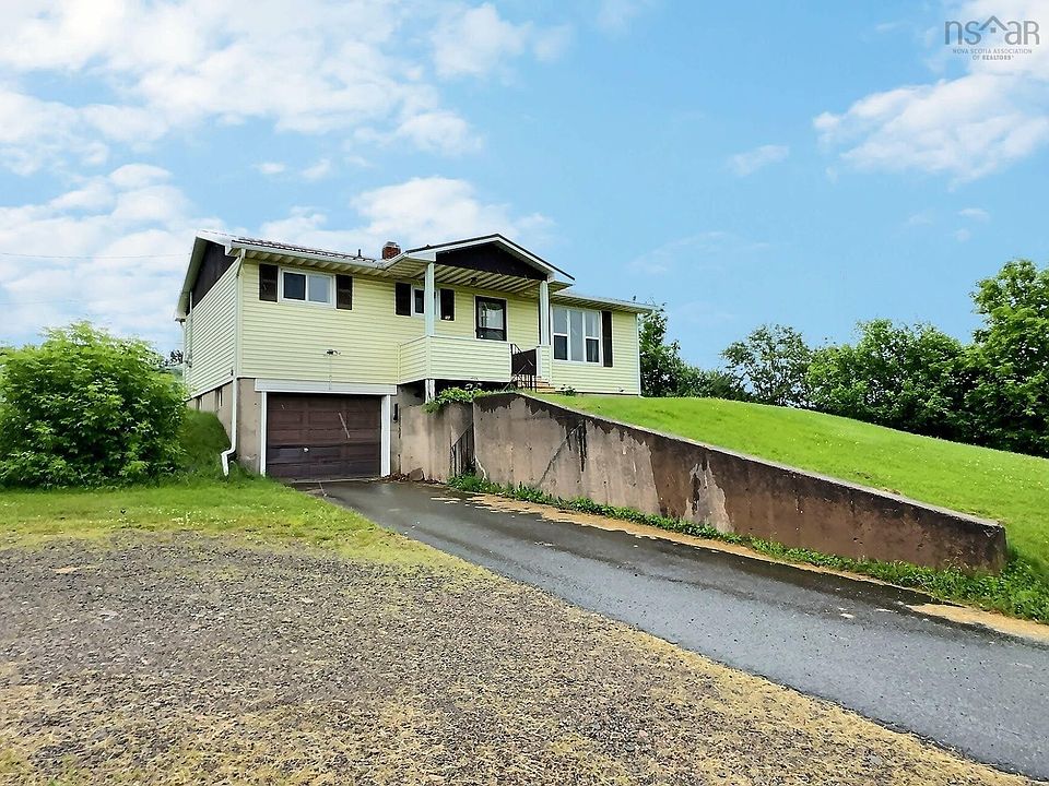 1st image of 56 Lower Truro Rd