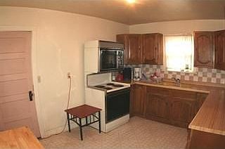 1st image of 605 W 12th St