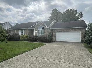 1515 Sycamore Dr, Murfreesboro, TN 37128