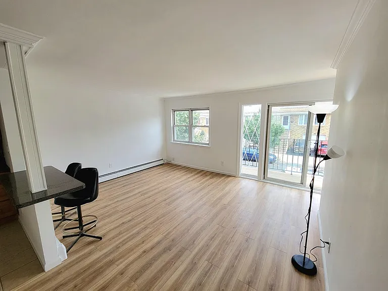 135 Grant Ave #1 — Photo 3