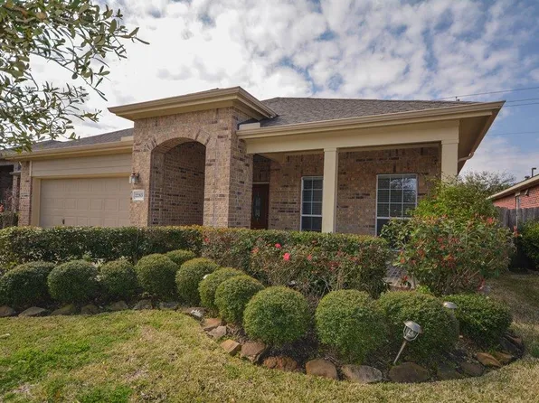 2283 Cantabria Ln, League City, TX 77573