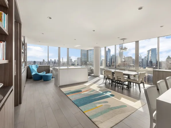 101 West 67th Street image 1 of 15