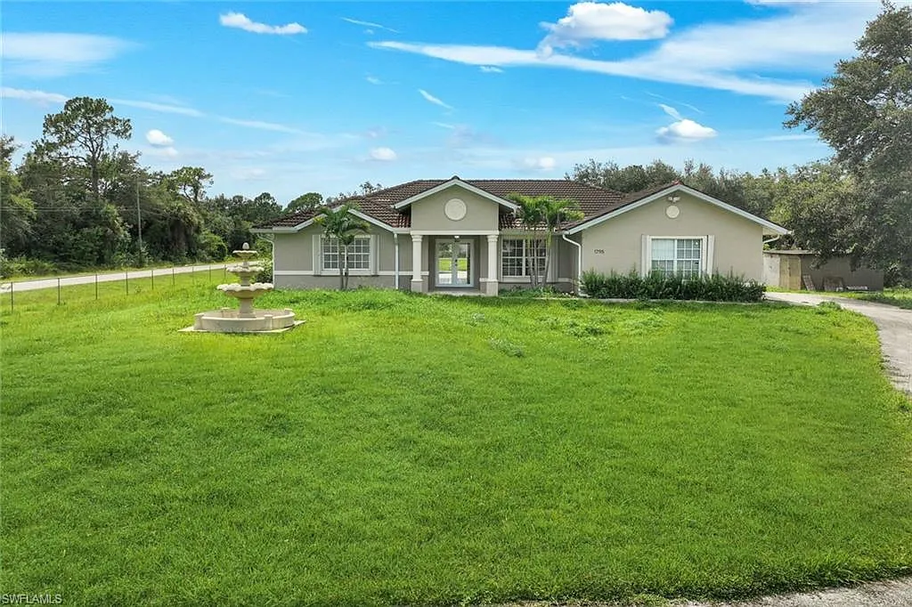 3 bed, 2.0 bath, 1897 sqft, $3,500 — Photo 4