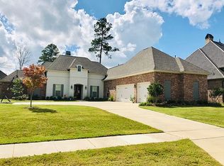 1032 Dumaine Dr, Shreveport, LA 71106