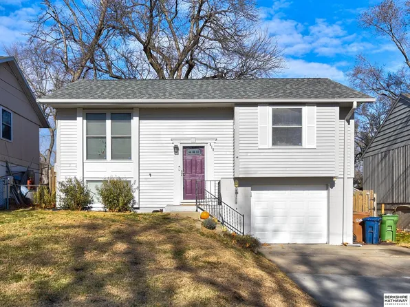 610 W 29th Ave, Bellevue, NE 68005