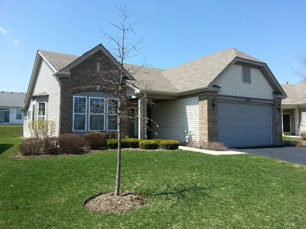 13136 Birmingham Ct, Beach Park, IL 60083
