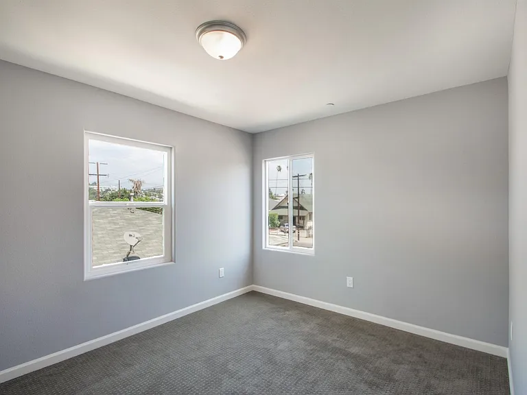 205 N Gage Ave #205 — Photo 17