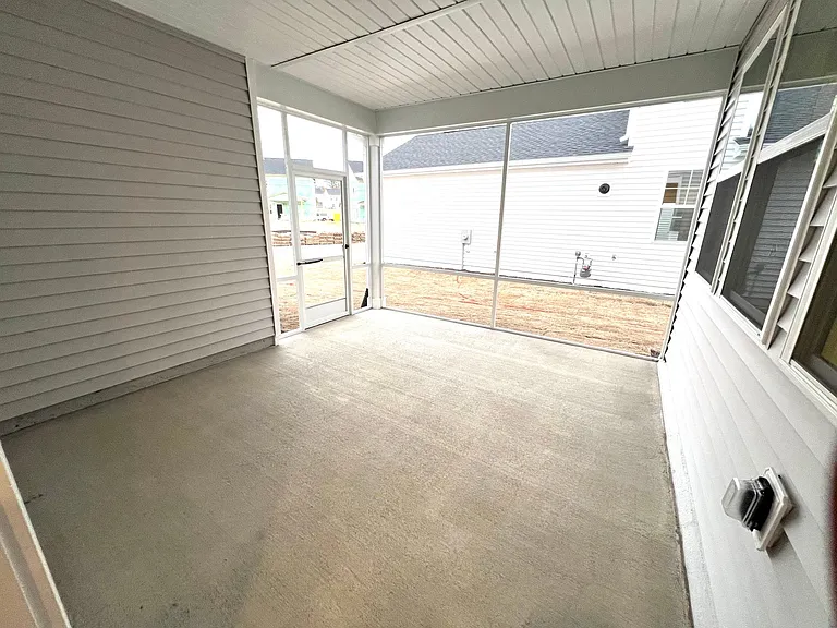 283 Edge Of Auburn Blvd — Photo 36