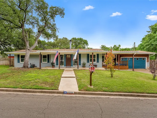 2200 Gregory Ln, Waco, TX 76708