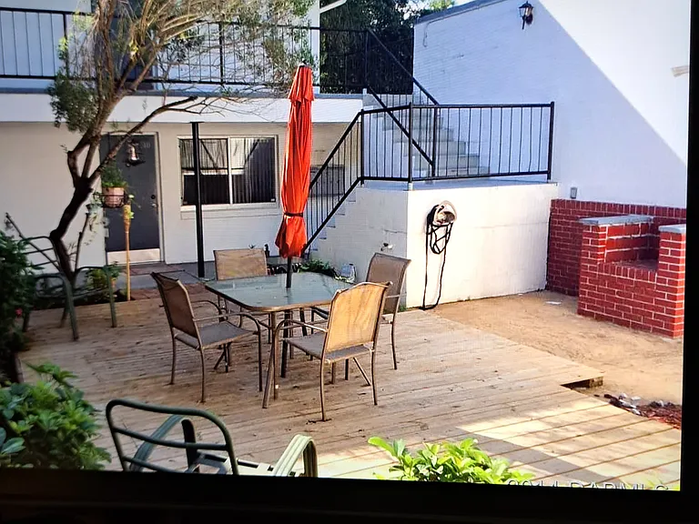303 Ridge Blvd — Photo 2