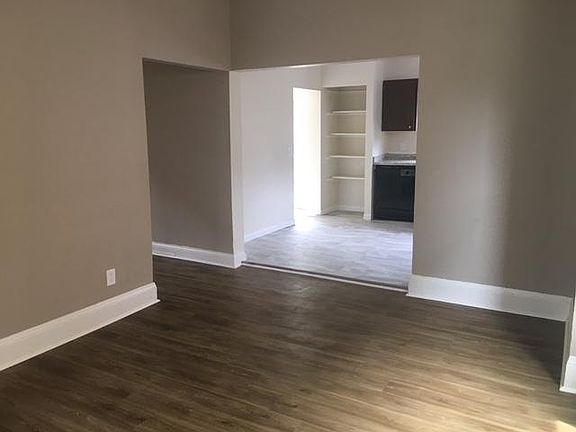 4th image of 626 Trenton Ave