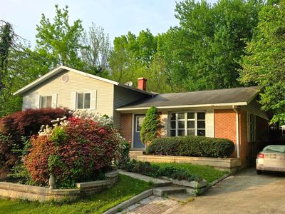 4817 Eades St, Rockville, MD, 20853