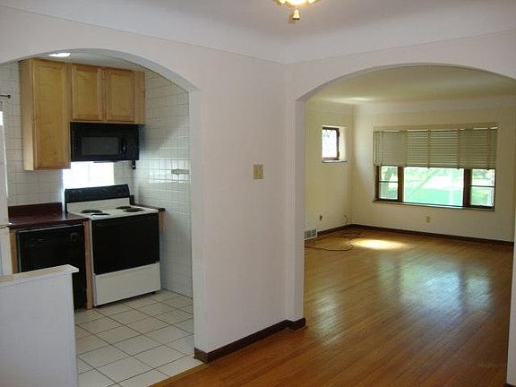 4th image of 6465 Nottingham Ave #2
