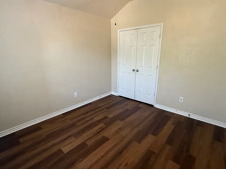 612 Dyann Dr — Photo 17