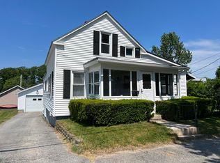 52 Prospect Ave, Lewiston, ME 04240