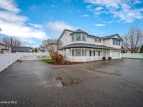 4th image of 3683 E Mullan Ave