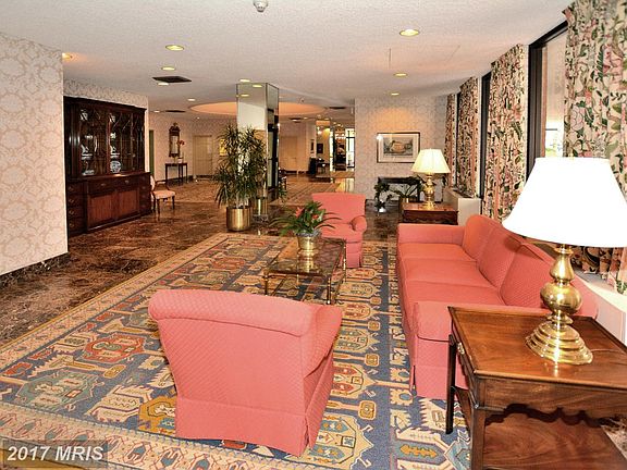 3rd image of 8101 Connecticut Ave APT N304