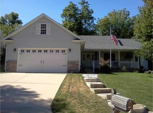 208 8th Ave, Hampton, IL 61256