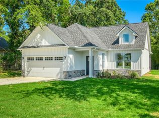 203 Blue Ridge Ave, Belton, SC 29627
