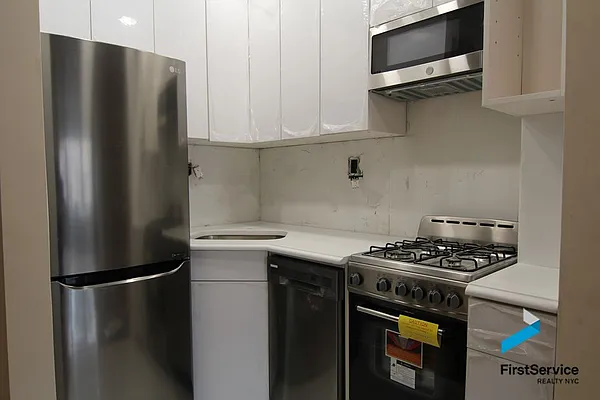 Rented by FirstService Realty (legacy) | media 22