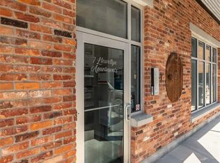 140 King St W #203, Chatham Kent, ON N7M 1E3