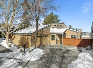 6417 Meadow Country Dr, Reno, NV 89519