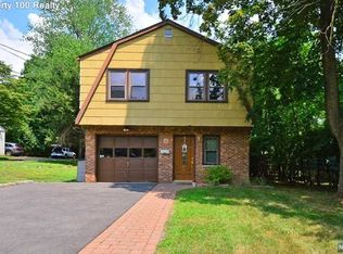 143 Old Closter Dock Rd, Closter, NJ 07624