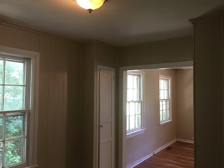 27 Stuart Dr — Photo 12