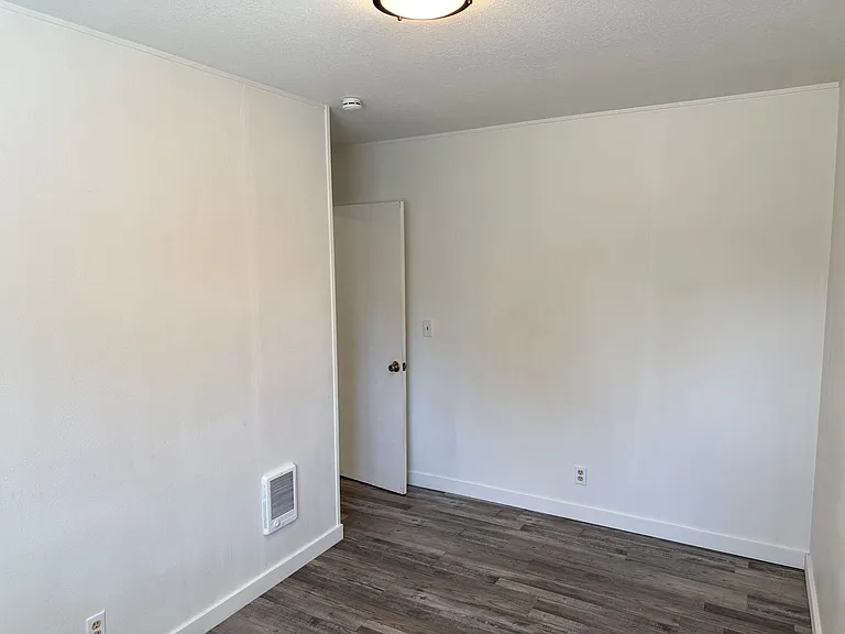 3358 Richard Ave — Photo 19