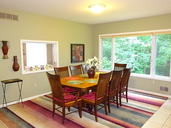 3rd image of 1101 Crystal Wood Dr