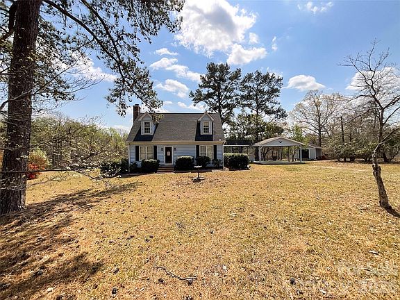 4th image of 819 Triple Creek Rd