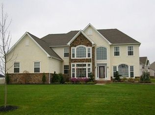 738 Farmhouse Rd, Mickleton, NJ 08056