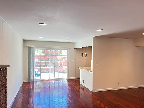 29 Upland Ave Photo 1