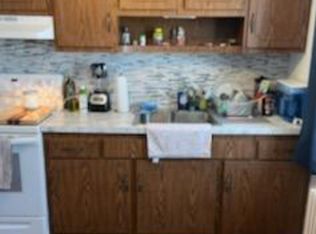 395 Grant Ave, Copiague, NY 11726