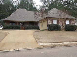 140 Hartfield Dr, Madison, MS 39110