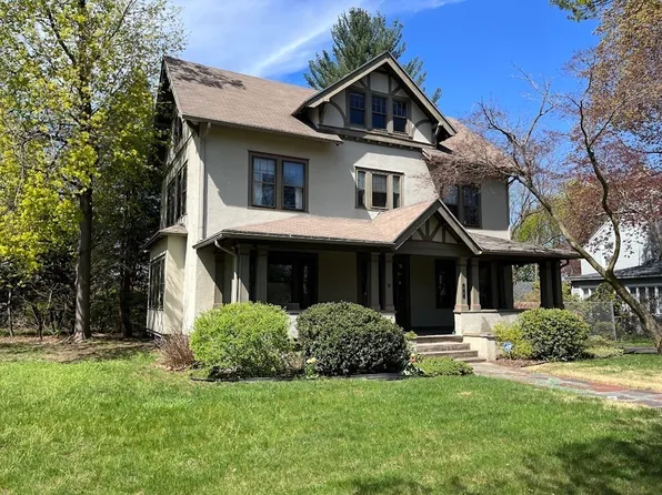 98 Bellevue Ave, Springfield, MA 01108