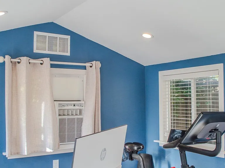 781 Duke Cir — Photo 21