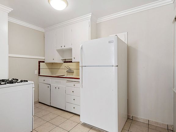 2nd image of 325 E William St #5