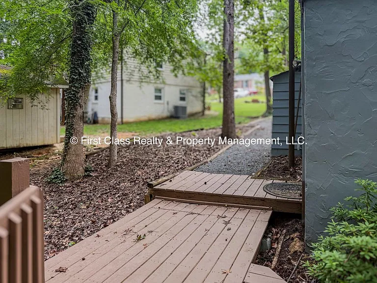 8015 Tiburon Cir — Photo 3